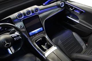 Mercedes-Benz C-Klasse Mercedes C-klasse Estate 200 AMG/Pano/19inch/Sfeer/Headup/Night - afbeelding nr 13
