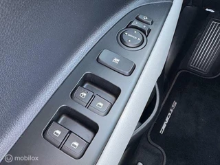 Kia Stonic Kia Stonic 1.0 T MHEV GT Line Automaat  GT Line meest luxe uitvoering Full option , lage km stand , auto is als nieuwe , 7 jaar fabrieks garantie - afbeelding nr 34