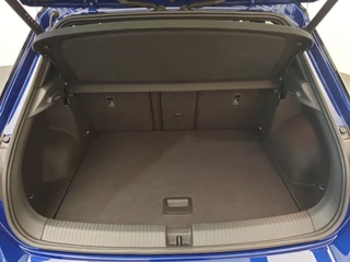 Volkswagen T-Roc Volkswagen T-Roc 1.5 TSI 150pk DSG/AUT R-Line Panoramadak, Camera, Black Style - afbeelding nr 26