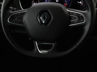 Renault Mégane Renault Mégane 1.3 TCe Limited | 54.200km NAP | Automaat |  Camera | Navigatie | Climate control | Keyless | Parkeerhulp | Getint glas | Cruise control - afbeelding nr 8