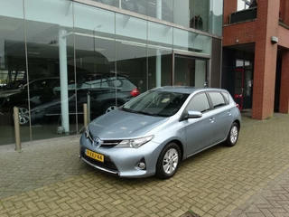 Toyota Auris Toyota Auris 1.8 Hybrid Aspiration 55.986km NAP - afbeelding nr 4