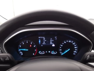 Ford Focus TREKHAAK / CARPLAY / NAVI / AIRCO / PDC / BLUETOOTH / CRUISE / NL-AUTO - afbeelding nr 31