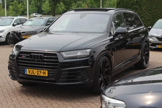 Audi SQ7 Audi SQ7 4.0 TDI quattro GRIJS KENTEKEN / Trekhaak / Panoramadak / 360Camera / Head-up / 23'' / Luchtvering / Keyless / Bose / Dodehoek / DAB / Apple CarPlay / Nachtzicht / Matrix LED / ACC / Stoelverwarming - afbeelding nr 6