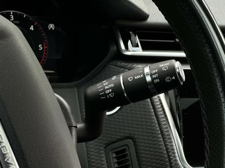 Land Rover Range Rover Velar Land Rover Range Rover Velar 2.0 I4 AWD R-DYNAMIC HSE, NL AUTO, NAP, BTW AUTO, EURO 6, PANO, LEDER, NAVI, MERIDIAN, VIRTUAL, LUCHTVERING, STOELVERWARMING, ELEKTRISCHE STOELEN - afbeelding nr 37