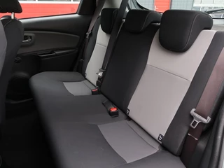 Toyota Yaris Toyota Yaris 1.0 VVT-i Comfort 5-drs. BTW-auto - afbeelding nr 10