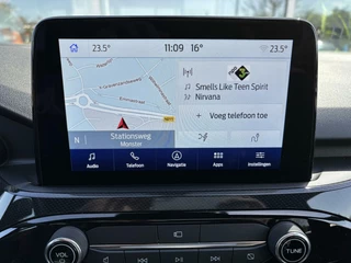 Ford Kuga Ford Kuga 2.5 PHEV ST-line X Graphite Tech 225PK Adaptieve Cruise Navi Camera Climate Stoelverwarming Voorruit Verwarming B&O Head Up Keyless 19'' Inch Velgen *1500KG Trekgewicht* - afbeelding nr 20