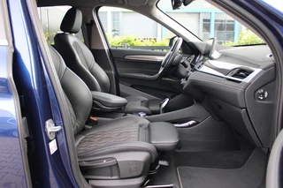 BMW X1 BMW X1 sDrive20i High Executive Edition | Trekhaak | Head-up | - afbeelding nr 22