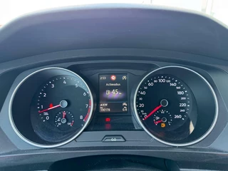 Volkswagen Tiguan Volkswagen Tiguan 1.5 TSI Comfortline Business|Panorama|ACC|Stoelverwarming|PDC|Airco|Navi| - afbeelding nr 31