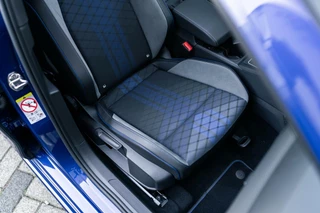 Volkswagen Golf Volkswagen Golf 2.0 TSI R 4Motion Performance Akrapovic HK - afbeelding nr 58