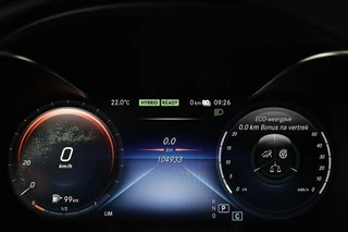 Mercedes-Benz C-Klasse Mercedes-Benz C-klasse 300e AMG Limited | Panoramadak | Stoelverwarming |  360 camera | Matrix LED | Carplay | Trekhaak | Leder/Alcantara | Climate control - afbeelding nr 37