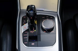 BMW 3 Serie BMW 3-serie 330i High Executive M-sport BTW|Schuifdak|Dodehoeksdetectie|Keyless&Go|Pano - afbeelding nr 28