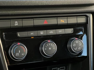 Volkswagen T-Roc Volkswagen T-Roc 1.0 TSI Style | Adeptive Cruise Control | Trekhaak | Navigatie | Parkeersensoren | Apple CarPlay/Android Auto - afbeelding nr 16