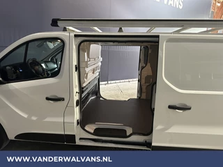Opel Vivaro Opel Vivaro 1.6 CDTI 126pk L2H1 Euro6 Airco | 2x Zijdeur | Navigatie | LED | Camera | Cruisecontrol | Imperiaal | Trekhaak Parkeersensoren, Bijrijdersbank - afbeelding nr 2