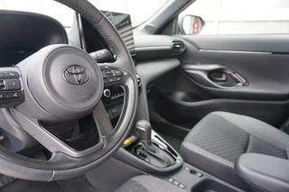 Toyota Yaris Cross Toyota Yaris Cross 1.5 Hybrid 115 Business Plus |Navi|Carplay|PDC V+A|Dodehoek|Camera|Stoel en stuurverwarming| - afbeelding nr 25