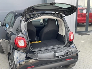 Smart Fortwo smart fortwo 1.0 Passion | NL Auto | UNIEK | Automaat | Zeer Zuinig | Climate Control | Panorama dak | Navigatie | Cruise Control | - afbeelding nr 5
