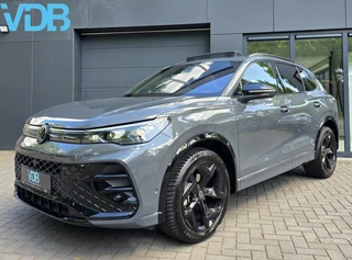 Volkswagen Tiguan Volkswagen Tiguan 1.5 eTSI R-Line BLACKSTYLE DELFIN PANO 360 - afbeelding nr 3