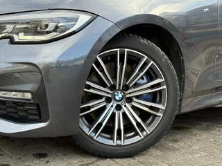 BMW 3 Serie BMW 3-serie 330i M Executive Edition|LEDER|PANO|HUP - afbeelding nr 7