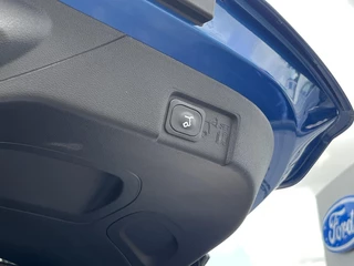 Ford Puma Ford Puma 1.0 EcoBoost Hybrid ST-Line X 155pk Automaat | Panoramadak | Afneembare trekhaak | Winter Pack | Adaptive cruise control | 360 graden camera | Bang&Olufsen | Elektrsiche achterklep | Matrix LED - afbeelding nr 10