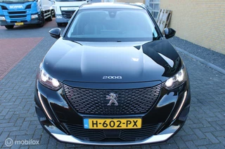 Peugeot 2008 Peugeot 2008 1.2 PureTech Allure, Digitaal dashboard, Pdc voor/achter + camera, App connect, Donker glas, Cruise, Clima, Navi, Full led. - afbeelding nr 15