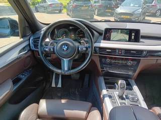 BMW X5 BMW X5 xDrive35i 306pk High Executive|M-pakket|Carbonzwart|Trekh|20inch|Camera|SUPER onderhouden!! - afbeelding nr 15