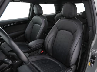 MINI Electric (INCL-BTW) Aut. *PANO | FULL-LEATHER | HEAD-UP | FULL-LED | HARMAN/KARDON-SOUND | KEYLESS | CAMERA | SPORT-SEATS | NAVI-FULLMAP | HEATED-SEATS | AMBIENT-LIGHT | DAB | DIGI-COCKPIT | 17