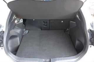 Toyota Yaris Cross Toyota Yaris Cross 1.5 Hybride Explore Automaat | Intelligente parkeersensoren voor - afbeelding nr 32