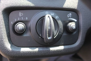 Ford Fiesta Ford Fiesta 1.0 Style Ultimate , 82pk Airco , Cruise control , Parkeersensoren V+A , Navigatie Bleutooth , LM velgen , LED dagrijverlichting - afbeelding nr 7