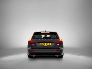 Volvo V60 Volvo V60 2.0 T6 AWD Plus Dark | 360° Camera | Panoramadak | Harman/Kardon - afbeelding nr 3