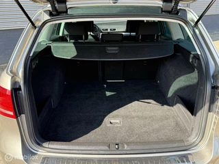Volkswagen Passat Volkswagen Passat Variant 1.4 TSI Highline ACC, NAVI, BOMVOL - afbeelding nr 27