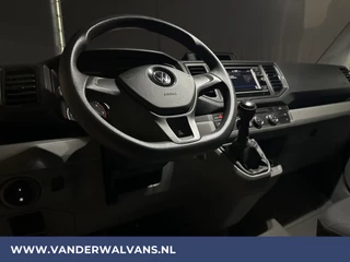 Volkswagen Crafter Volkswagen Crafter 2.0 TDI 140 pk L3H3 L2H2 Euro6 Airco | Camera | Apple Carplay | Android Auto Parkeersensoren, Bijrijdersbank - afbeelding nr 14