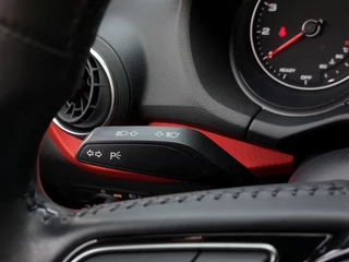 Audi Q2 30 TFSI 116pk Sport | Origineel NL + 1ste Eigenaar | Navi | Clima | Cruise | Panorama Schuifdak | Pdc | Licht+Regensensor | Sportstoelen | Privacy Glass | 17''lm - afbeelding nr 18