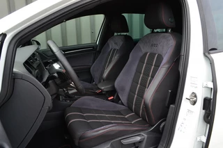 Volkswagen Golf Volkswagen Golf 2.0 TSI GTI Clubsport 265PK Dynaudio/Camera/19''/DSG - afbeelding nr 8