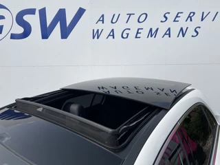 Mercedes-Benz A-Klasse Mercedes-Benz A-Klasse 180 Luxury Line | Facelift | Pano | Ambiente | Camera | CarPlay | LED | Keyless | DAB+ - afbeelding nr 32