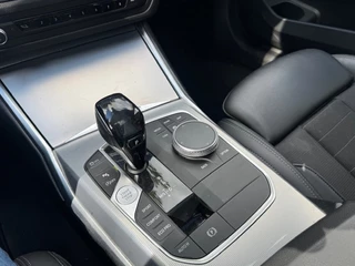 BMW 3 Serie BMW 3 Serie 318i Executive Edition Sport line PANO/LED/HARMAN KARDON - afbeelding nr 21