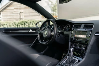 Volkswagen Golf Volkswagen Golf 2.0 TSI R 4Motion Pano Dsg DCC Dynaudio - afbeelding nr 23