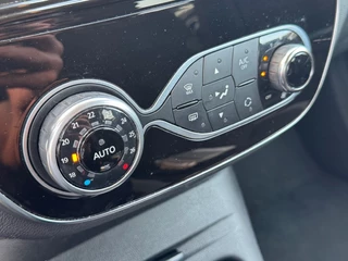 Renault Captur Renault Captur TCe 90 INTENS R-LINK NAVI/LED/PDC/LMV/2-TONE/NL-AUTO/1e EIG. - afbeelding nr 28