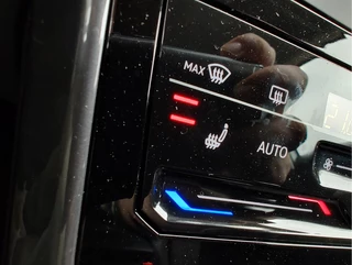 Volkswagen T-Cross Adaptive Cruise | Stoelverwarming | LED | Camera - afbeelding nr 16