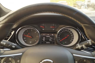 Opel Insignia Opel Insignia Sports Tourer 1.6 CDTI Business Executive -NAVI-ECC- - afbeelding nr 16