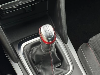 Renault Mégane Estate Renault Mégane Estate 1.3 TCe R.S. Line | Trekhaak | Navigatie | Cruise Control | Climate Control | Achteruitrijcamera | Led - afbeelding nr 26