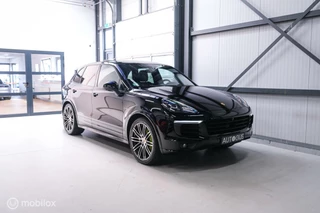Porsche Cayenne Porsche Cayenne 3.0 E-Hybrid Platinum Edition | Dealer OH | Trekhaak | Stoelkoeling | 360 cam | Panoramadak | Adaptive | - afbeelding nr 45