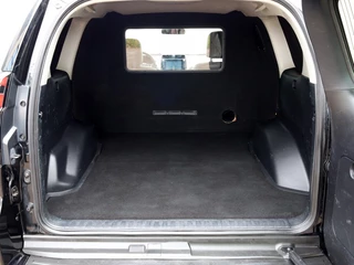 Toyota Land Cruiser Toyota Land Cruiser 2.8 D-4D Blind Van | Leder | 3500 kg Trekgewicht | Schuifdak - afbeelding nr 12