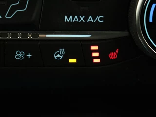 Ford Kuga Ford Kuga 2.5 PHEV ST-Line X | Head-Up | Trekhaak | Stoel & stuurverwarming | Camera | Carplay | Leder/Alcantara | Achterbankverwarming | Adaptive cruise | Full LED | Keyless | B&O Sound - afbeelding nr 9