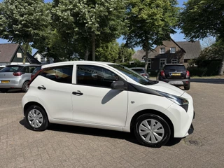 Toyota Aygo Toyota Aygo 1.0 VVT-i x 5drs - afbeelding nr 11