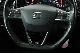SEAT Leon SEAT Leon 1.4 TSI FR | Panoramadak | Stoelverwarming |  Carplay | Alcantara | Full LED | Navigatie | Sportstoelen | PDC | Climate control - afbeelding nr 8