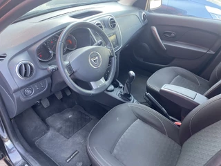 Dacia Logan Dacia Logan MCV 0.9 TCe Prestige AIRCO / CRUISE / TREKHAAK / PDC / NAVI / BLUETOOTH / LMV - afbeelding nr 3
