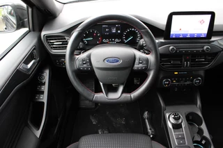 Ford Focus Ford Focus Wagon 1.5 EcoBoost ST Line Business Automaat 150PK | Winterpack | Full LED | Adaptive Cruise Control | Navigatie | Climate Control | - afbeelding nr 17
