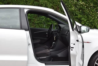 Volkswagen Polo Volkswagen Polo 1.8 TSI GTI 192 PK Executive | NL-Auto | Camera | Carplay | Cruise Contr | Climate Contr | Netjes | Origineel - afbeelding nr 33