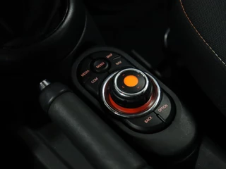 MINI One [APPLE CARPLAY, CRUISE CONTROL, JCW VELGEN, CLIMATE CONTROL, NAVIGATIE, NIEUWSTAAT] - afbeelding nr 16