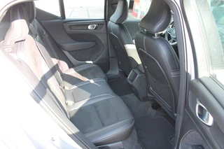 Volvo XC40 Volvo XC40 2.0 T4 AWD R-DESIGN Trekhaak afneembaar / stoel v en a incl stuurvw. - afbeelding nr 18