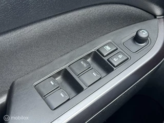 Suzuki Vitara Suzuki Vitara 1.4 Boosterjet Style Smart Hybrid - afbeelding nr 36
